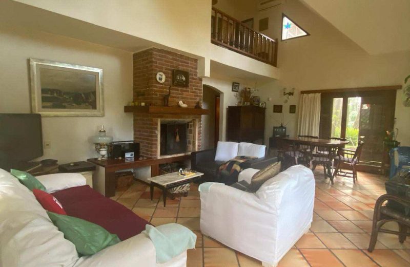 Hermosa casa 2 plantas en pinares , venta y alquiler