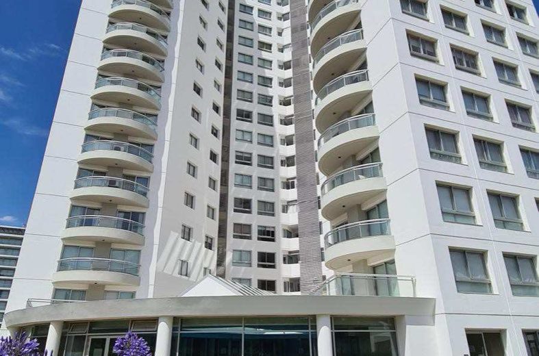 Impecable apartamento a la venta en el complejo Ocean Drive